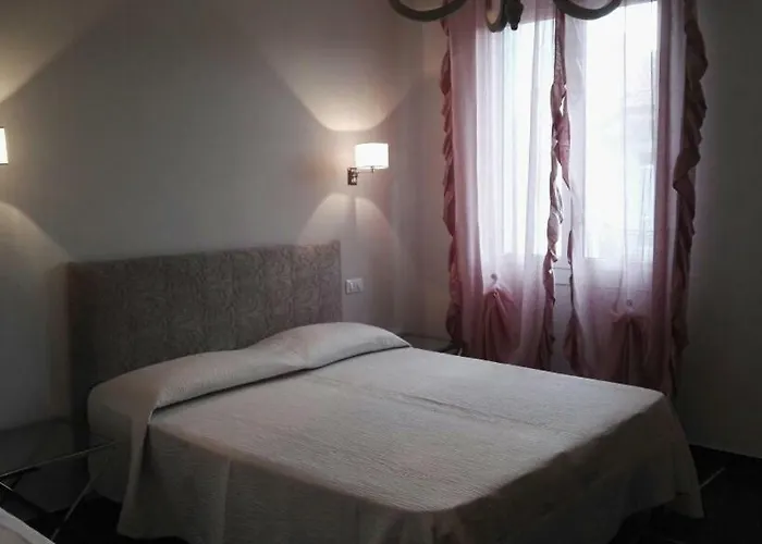 شقة Laura دْيانو مارينا